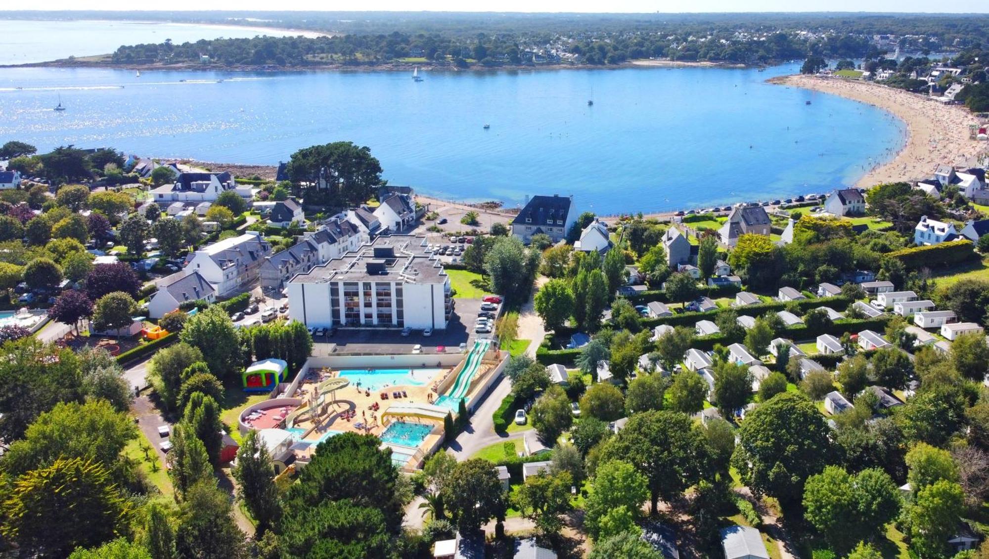 Camping De La - 400 Mètres De La 4*