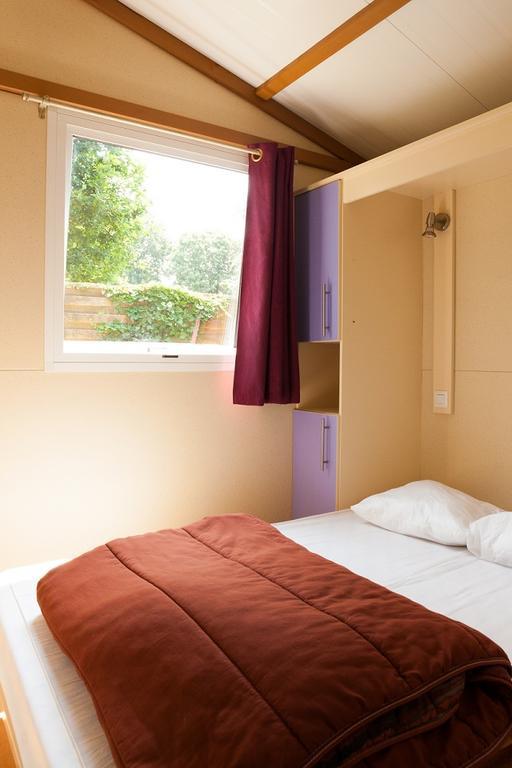 De La - 400 Mètres De La Camping 4*
