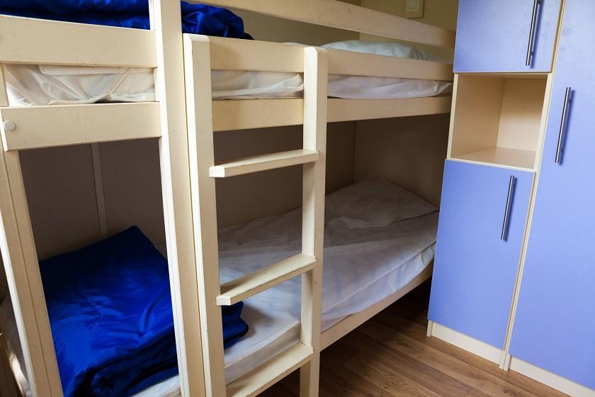 De La - 400 Mètres De La Camping 4*