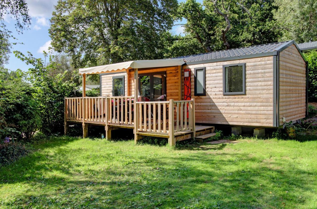 De La - 400 Metres De La Campingplatz