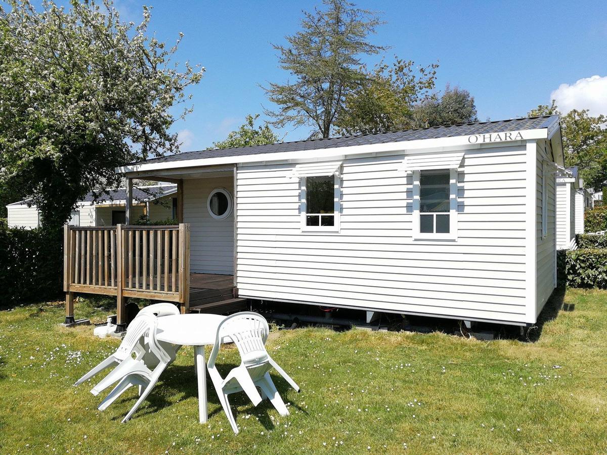 Campingplatz De La - 400 Metres De La 4*